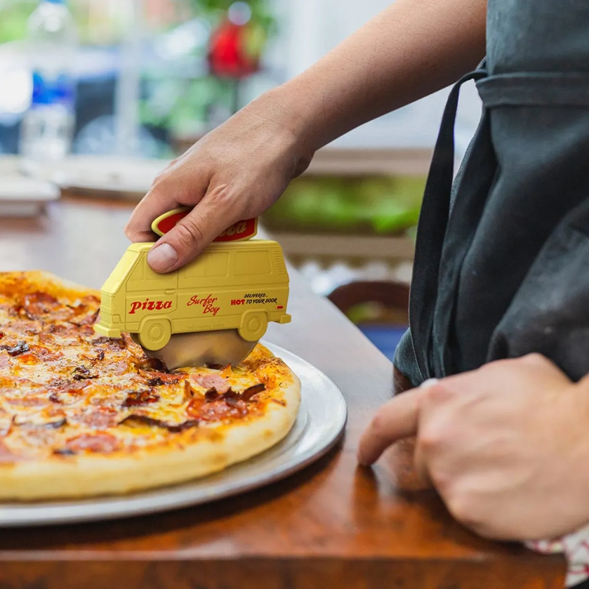 Cooking Utensils>Genuine Fred SURFER BOY PIZZA CUTTER